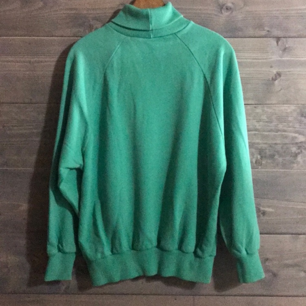 80's Izod Lacoste turtleneck - Picture 6 of 6